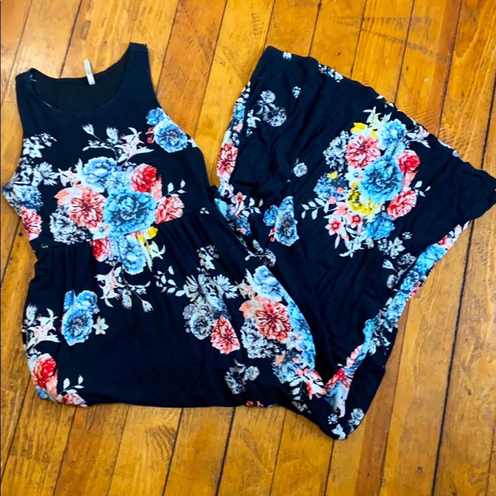 Maxi dress WITH POCKETS!!